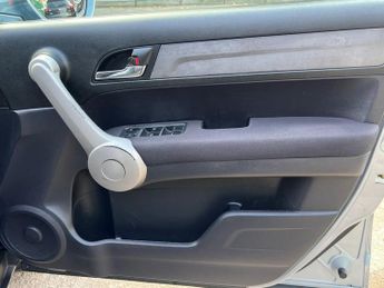 HONDA CR-V 2.0 i-VTEC ES SUV 5dr Petrol Automatic (195 g/km, 148 bhp)