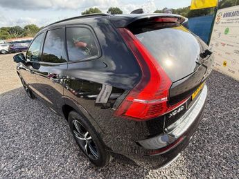 VOLVO XC60 2.0 B4 MHEV R-Design SUV 5dr Diesel Hybrid Auto AWD Euro 6 (s/s)