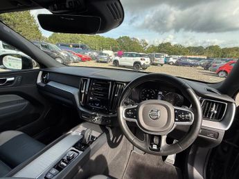 VOLVO XC60 2.0 B4 MHEV R-Design SUV 5dr Diesel Hybrid Auto AWD Euro 6 (s/s)