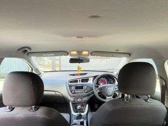 KIA CEED 1.4 1 Hatchback 5dr Petrol Manual Euro 5 (98 bhp)