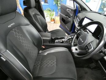 KIA SPORTAGE 1.6 T-GDi 13.8kWh GT-Line SUV 5dr Petrol Plug-in Hybrid Auto AWD