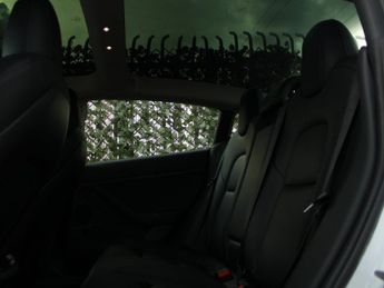 TESLA Model 3 Standard Range Plus Saloon 4dr Electric Auto RWD (241 bhp)