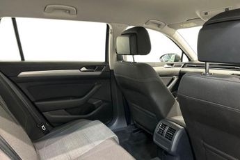 VOLKSWAGEN PASSAT 2.0 TDI EVO SE Nav Estate 5dr Diesel DSG Euro 6 (s/s) (150 ps) F