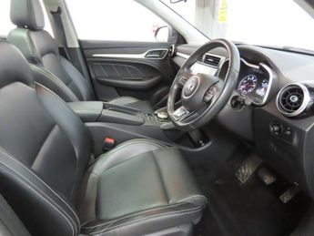 MG MG ZS 44.5kWh Exclusive SUV 5dr Electric Auto (143 ps)