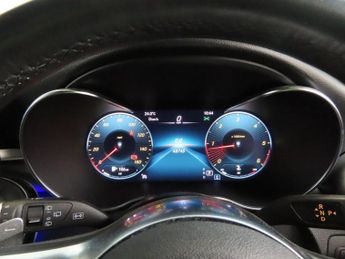 MERCEDES-BENZ GLC 2.0 GLC220d AMG Line (Premium) SUV 5dr Diesel G-Tronic+ 4MATIC E