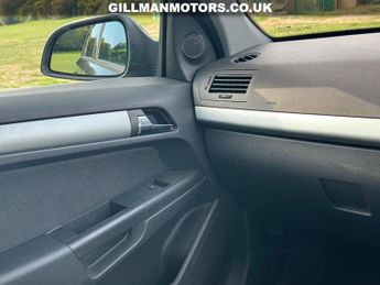 VAUXHALL ASTRA 1.8 VVT 16v Active Hatchback 5dr Petrol Automatic (184 g/km, 138