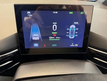 MG MG4 64kWh SE Long Range Hatchback 5dr Electric Auto (203 ps)