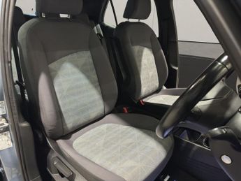 VOLKSWAGEN ID.3 Pro Performance 58kWh Life Hatchback 5dr Electric Auto (204 ps)