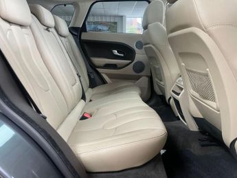 LAND ROVER RANGE ROVER EVOQUE 2.2 SD4 Pure SUV 5dr Diesel Manual 4WD Euro 5 (s/s) (190 ps)