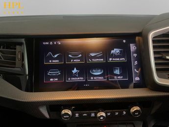 AUDI A1 1.0 TFSI 30 Sport Sportback 5dr Petrol S Tronic Euro 6 (s/s) (11