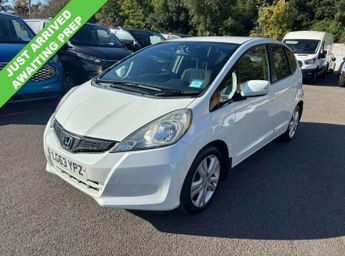 Honda Jazz 1.4 i-VTEC ES Plus Hatchback 5dr Petrol CVT Euro 5 (99 ps)