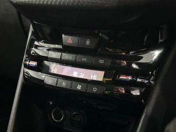 PEUGEOT 2008 1.2 PureTech Allure SUV 5dr Petrol Manual Euro 6 (s/s) (110 ps)