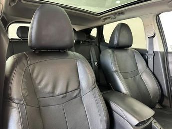 NISSAN QASHQAI 1.2 DIG-T Tekna SUV 5dr Petrol XTRON 2WD Euro 6 (s/s) (115 ps)