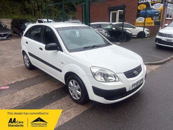 Kia Rio 1.4 Hatchback 5dr Petrol Manual (139 g/km, 95 bhp)