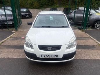 KIA RIO 1.4 Hatchback 5dr Petrol Manual (139 g/km, 95 bhp)