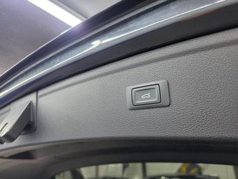 AUDI Q5 2.0 TFSI S line SUV 5dr Petrol S Tronic quattro Euro 6 (s/s) (25