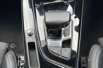 AUDI A4 2.0 TDI 35 Black Edition Saloon 4dr Diesel S Tronic Euro 6 (s/s)