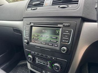SKODA YETI 2.0 TDI Elegance SUV 5dr Diesel DSG 4WD Euro 5 