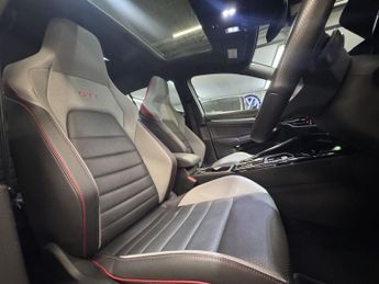 VOLKSWAGEN GOLF 2.0 TSI GTI Clubsport Hatchback 5dr Petrol DSG Euro 6 (s/s) (300