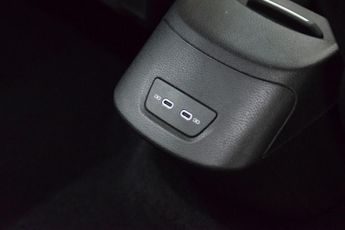 VOLKSWAGEN ID.3 Pro Performance 58kWh Life Hatchback 5dr Electric Auto (204 ps)