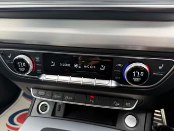AUDI Q5 2.0 TDI 40 S line SUV 5dr Diesel S Tronic quattro Euro 6 (s/s) (