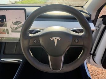 TESLA MODEL Y (Dual Motor) Long Range SUV 5dr Electric Auto 4WDE (384 bhp)