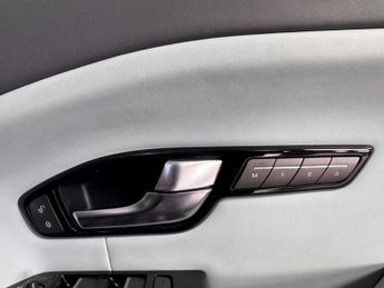 LAND ROVER RANGE ROVER EVOQUE 2.0 TD4 HSE Dynamic SUV 5dr Diesel Auto 4WD Euro 6 (s/s) (180 ps
