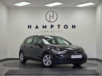 VOLKSWAGEN GOLF 1.5 eTSI MHEV Life Hatchback 5dr Petrol Hybrid DSG Euro 6 (s/s) 