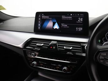 BMW 5 SERIES 2.0 530e 12kWh SE Saloon 4dr Petrol Plug-in Hybrid Steptronic Eu