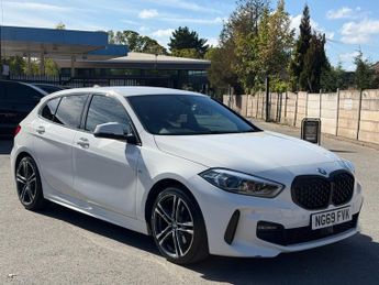 BMW 1 SERIES 1.5 118i M Sport Hatchback 5dr Petrol DCT Euro 6 (s/s) (140 ps)