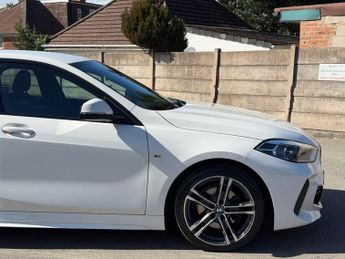 BMW 1 SERIES 1.5 118i M Sport Hatchback 5dr Petrol DCT Euro 6 (s/s) (140 ps)