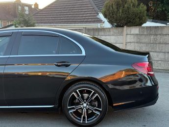 MERCEDES-BENZ E CLASS 2.0 E200d SE Saloon 4dr Diesel G-Tronic+ Euro 6 (s/s) (150 ps)
