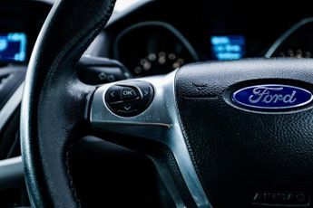 FORD FOCUS 2.0 TDCi Zetec S Hatchback 5dr Diesel Powershift Euro 5 (163 ps)