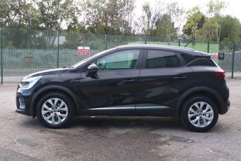 RENAULT CAPTUR 1.5 Blue dCi Iconic SUV 5dr Diesel Manual Euro 6 (s/s) (95 ps)