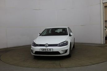 VOLKSWAGEN E-GOLF 35.8kWh e-Golf Hatchback 5dr Electric Auto (136 ps)