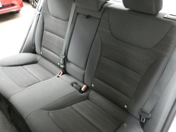 HYUNDAI IONIQ 1.6 h-GDi SE Hatchback 5dr Petrol Hybrid DCT Euro 6 (s/s) (141 p