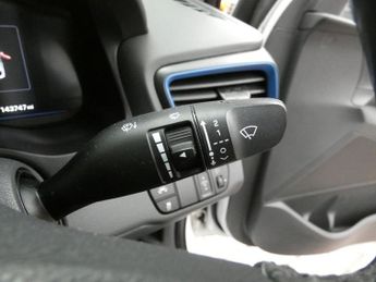 HYUNDAI IONIQ 1.6 h-GDi SE Hatchback 5dr Petrol Hybrid DCT Euro 6 (s/s) (141 p