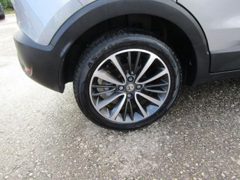 VAUXHALL CROSSLAND X 1.2 Turbo Elite Nav SUV 5dr Petrol Auto Euro 6 (s/s) (130 ps)