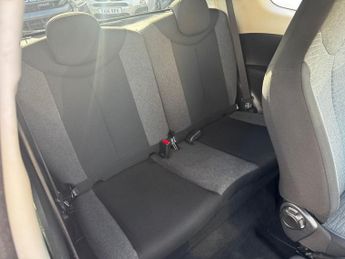 CITROEN C1 1.2 PureTech Flair Hatchback 3dr Petrol Manual Euro 6 (82 ps)