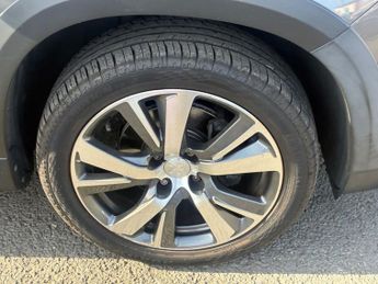 PEUGEOT 2008 1.2 PureTech GPF Allure SUV 5dr Petrol EAT Euro 6 (s/s) (110 ps)
