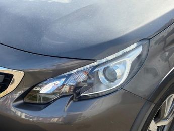 PEUGEOT 2008 1.2 PureTech GPF Allure SUV 5dr Petrol EAT Euro 6 (s/s) (110 ps)