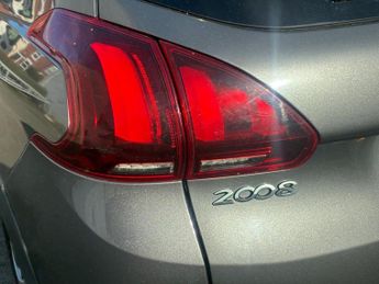 PEUGEOT 2008 1.2 PureTech GPF Allure SUV 5dr Petrol EAT Euro 6 (s/s) (110 ps)