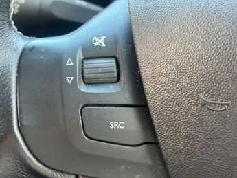 PEUGEOT 2008 1.2 PureTech GPF Allure SUV 5dr Petrol EAT Euro 6 (s/s) (110 ps)