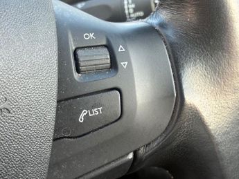 PEUGEOT 2008 1.2 PureTech GPF Allure SUV 5dr Petrol EAT Euro 6 (s/s) (110 ps)