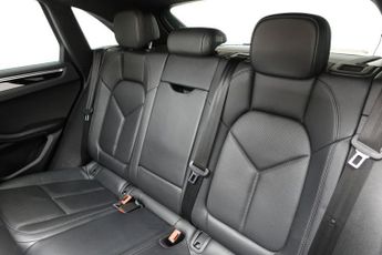 PORSCHE MACAN 3.0T V6 S SUV 5dr Petrol PDK 4WD Euro 6 (s/s) (354 ps)