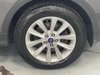 FORD KUGA 2.0 TDCi Titanium SUV 5dr Diesel Manual 2WD Euro 6 (s/s) (150 ps