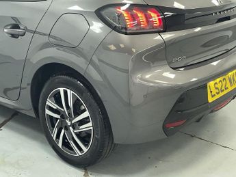 PEUGEOT 208 1.5 BlueHDi Allure Premium Hatchback 5dr Diesel Manual Euro 6 (s