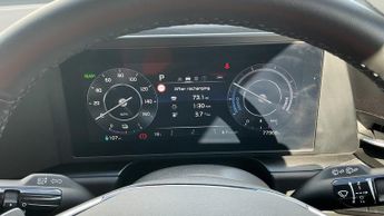 KIA NIRO 64.8kWh 2 SUV 5dr Electric Auto (201 bhp)