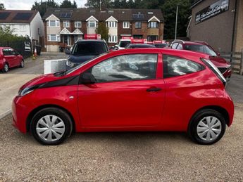 TOYOTA AYGO 1.0 VVT-i x Hatchback 3dr Petrol Manual Euro 5 Euro 5 (68 ps)