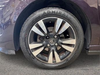 CITROEN DS3 1.6 e-HDi DStyle Hatchback 3dr Diesel Manual Euro 5 (s/s) (90 ps
